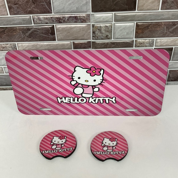 Hello Kitty License Plate With Cup Holder Inserts - Picture 1 of 5